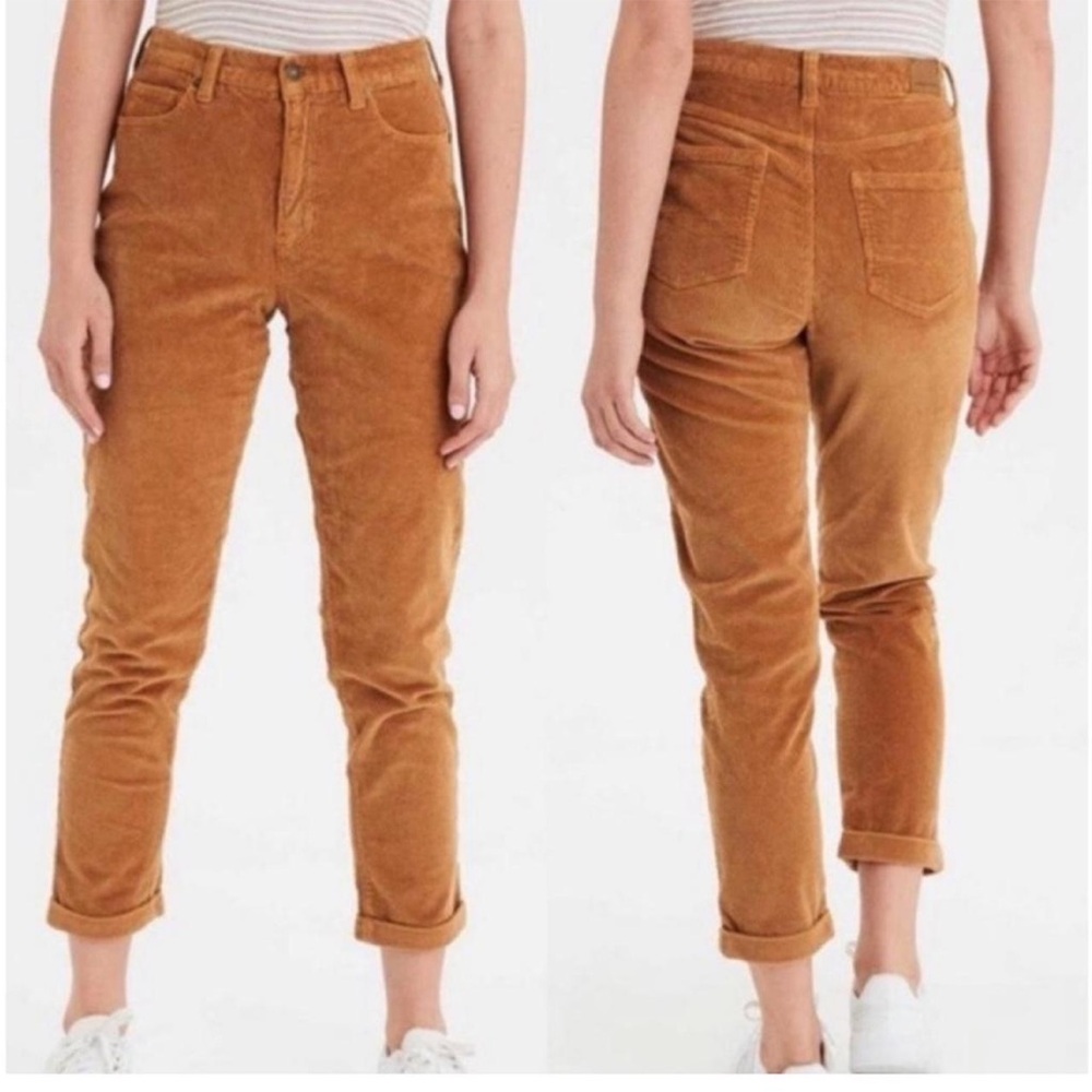 American Eagle Outfitters Camel Corduroy Mom Jean Indie/Boho/90s Women’s 6R